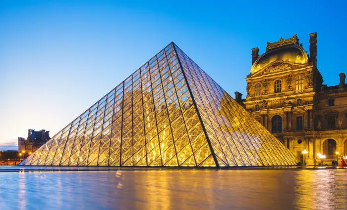 Facts About The Louvre Museum