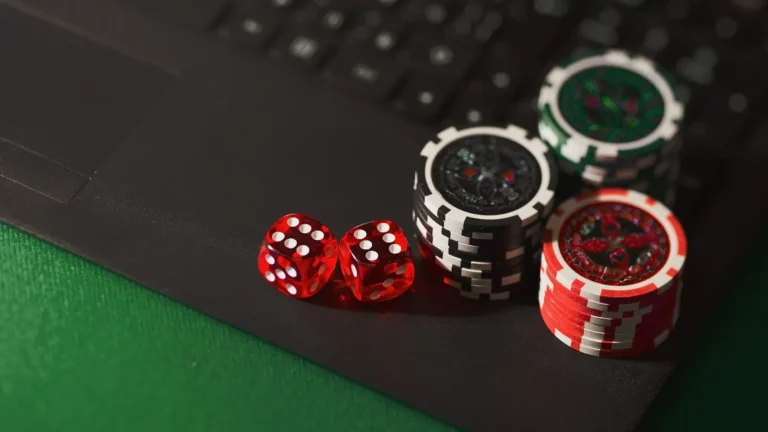 Benefits of an Online Casino Over a Regular One